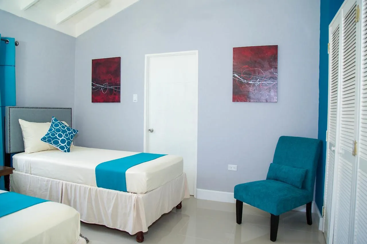 La Casa De Playa Ocho Rios Villa